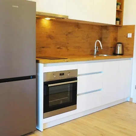 Casari & 스플리트