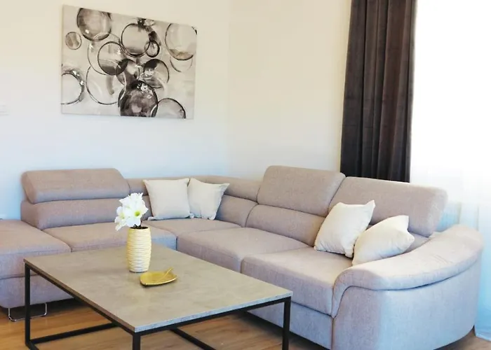 Casari & Apartment *