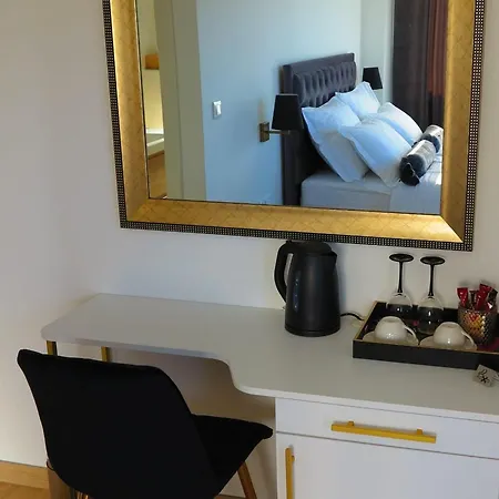 Casari & アパート