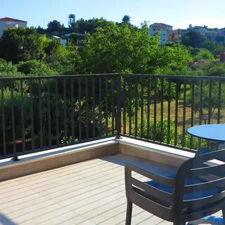 Casari & * スプリト